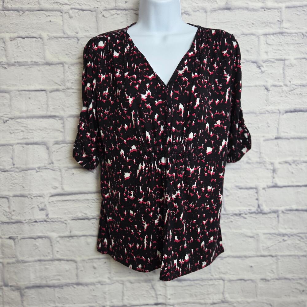 🌼Talbots Ladies Top Size Medium V Neck Gathered Waist and Sleeves